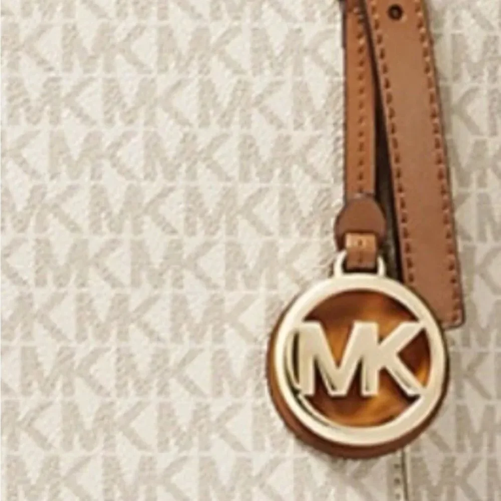 NWOT Michael Kors Ciara Vanilla & Tan Large TZ Tote Leather Bag Top Zip Logo - Picture 7 of 8